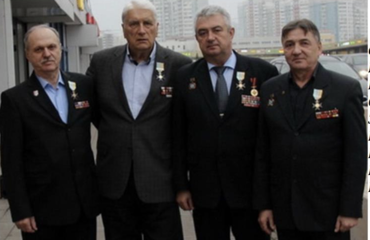Ликвидаторов катастрофы на Чернобыльской АЭС наградили медалями