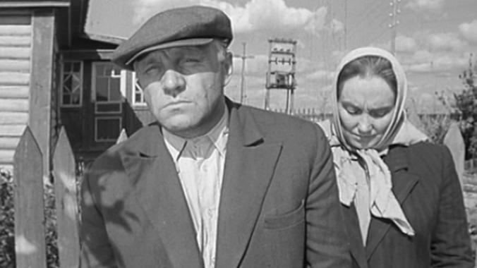 В советской литературе Нагибин, как яркая бабочка, перелетал с цветка на цветок. С эпического киносценария «Председатель» с Михаилом Ульяновым в главной роли — на жизнеописания Чайковского / Кадр из фильма «Председатель» (1964)