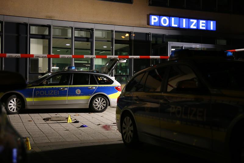 Поляки в Германии избили дальнобойщиков из Украины за отказ пить спиртное