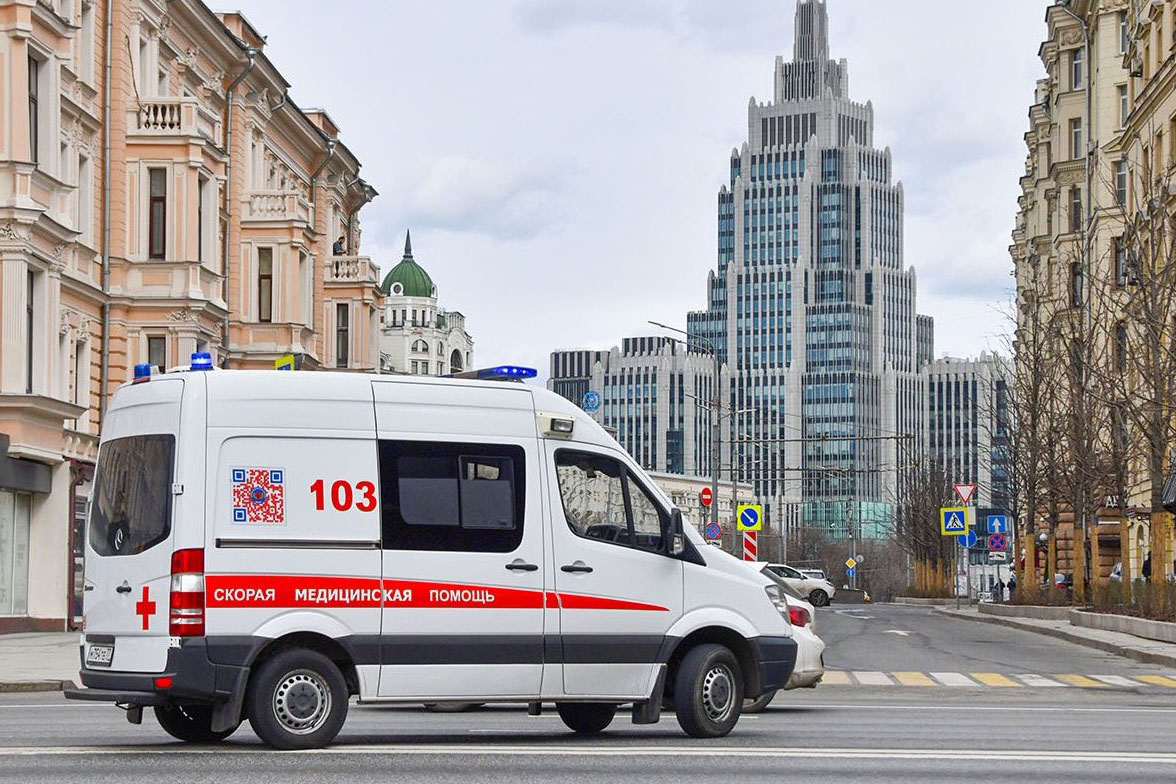 За сутки от COVID-19 в России умерли 178 человек