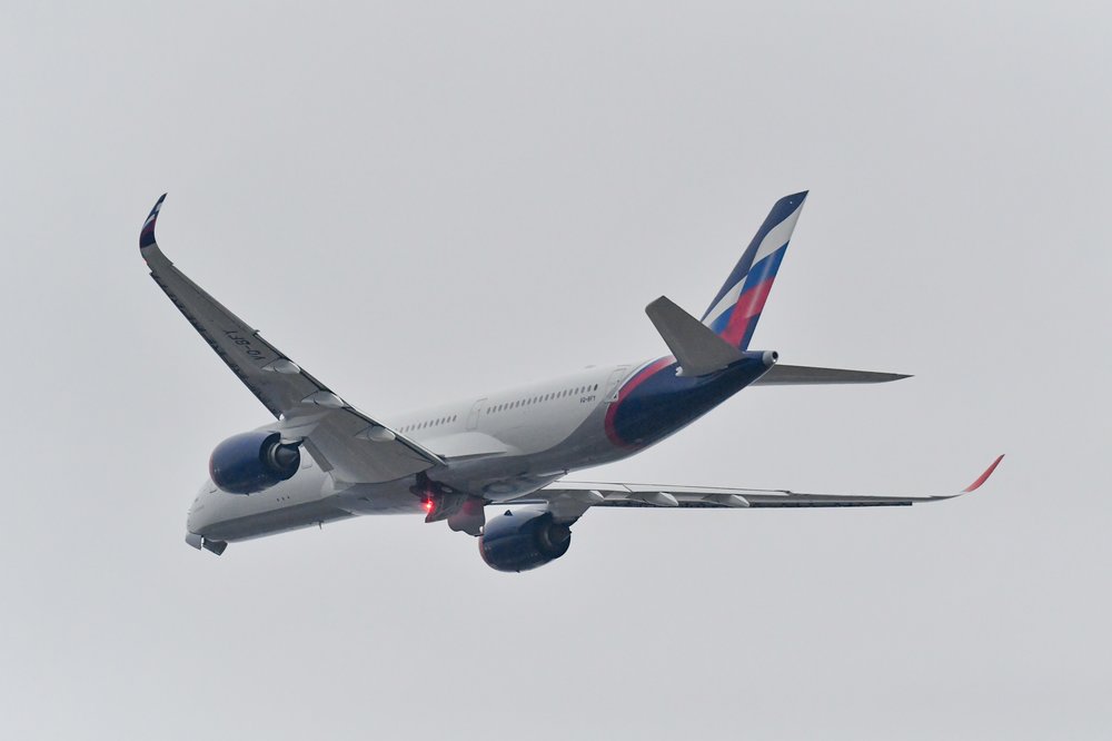 «Вывозным» рейсом из Лондона вылетели 280 россиян и 9 иностранцев