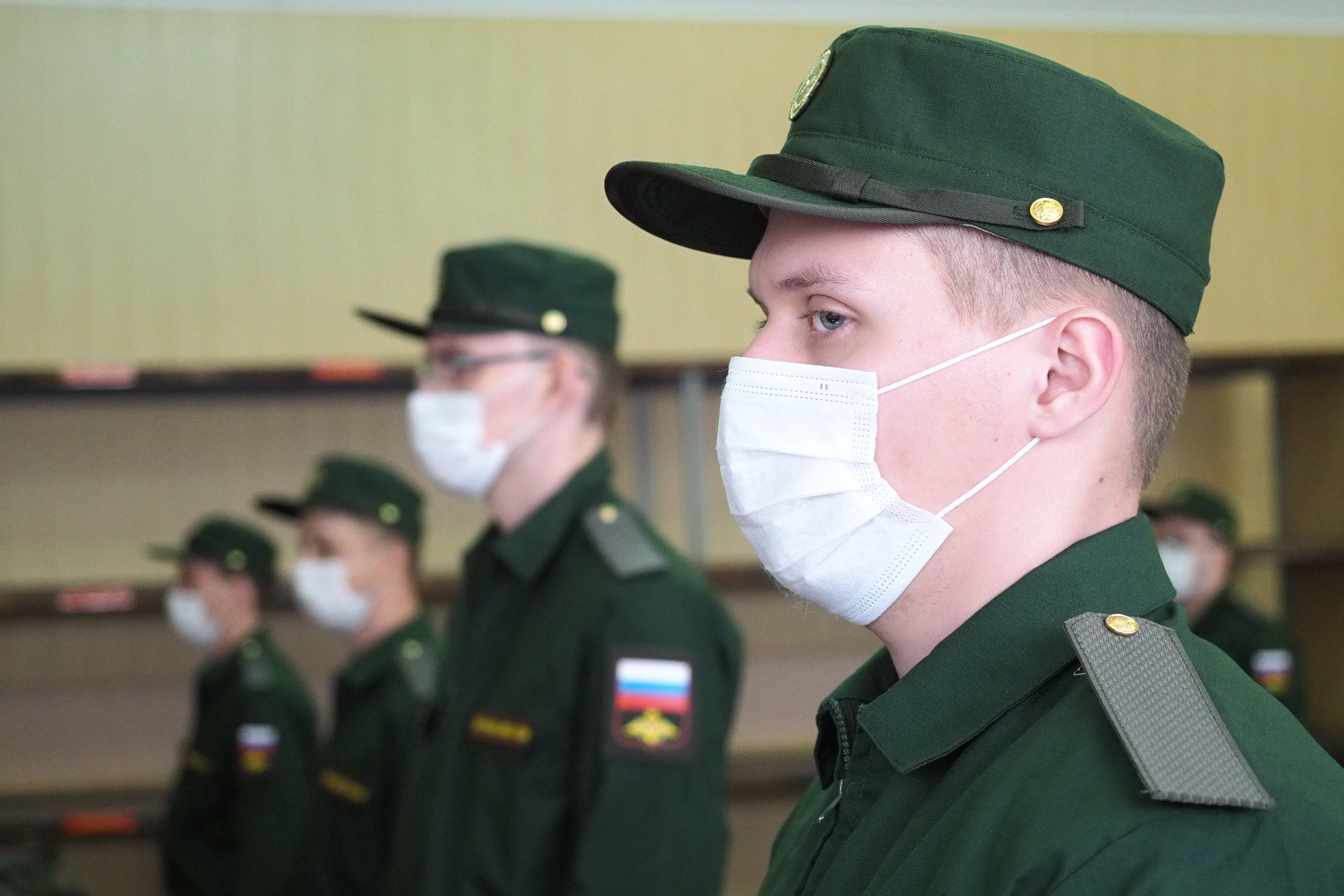 Российским призывникам сделали тесты на антитела к коронавирусу