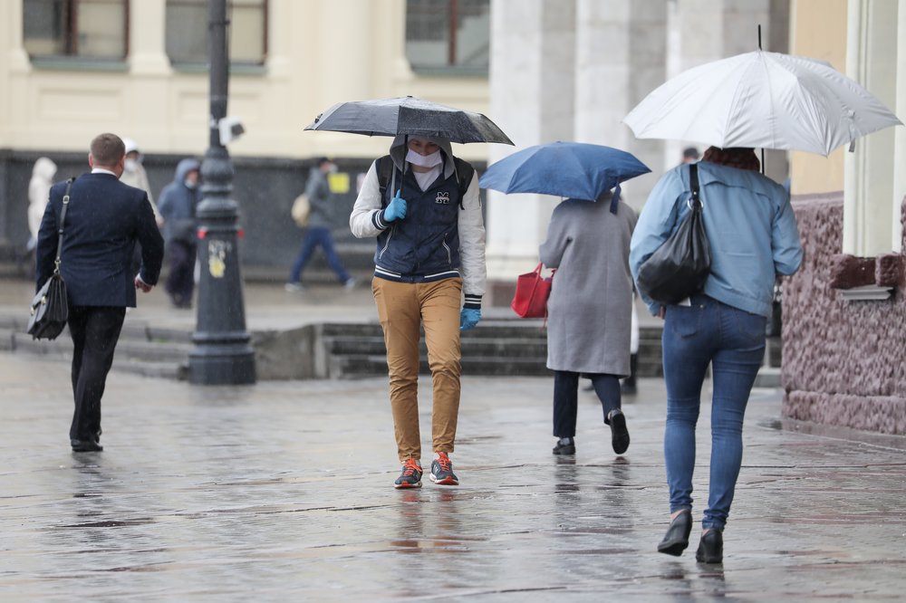 «Желтый» уровень погодной опасности объявили в столичном регионе из-за дождя