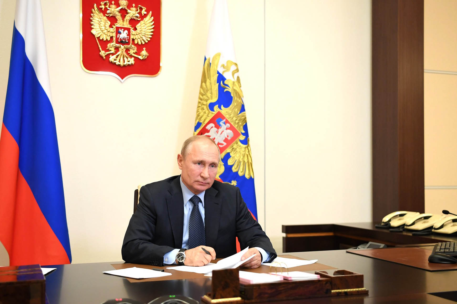 Путин учредил медаль за вклад в организацию акции «Мы вместе»