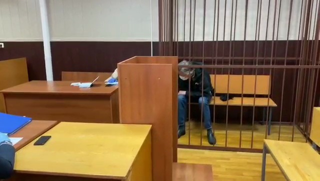 Актер Ефремов в суде признал вину в смертельном ДТП