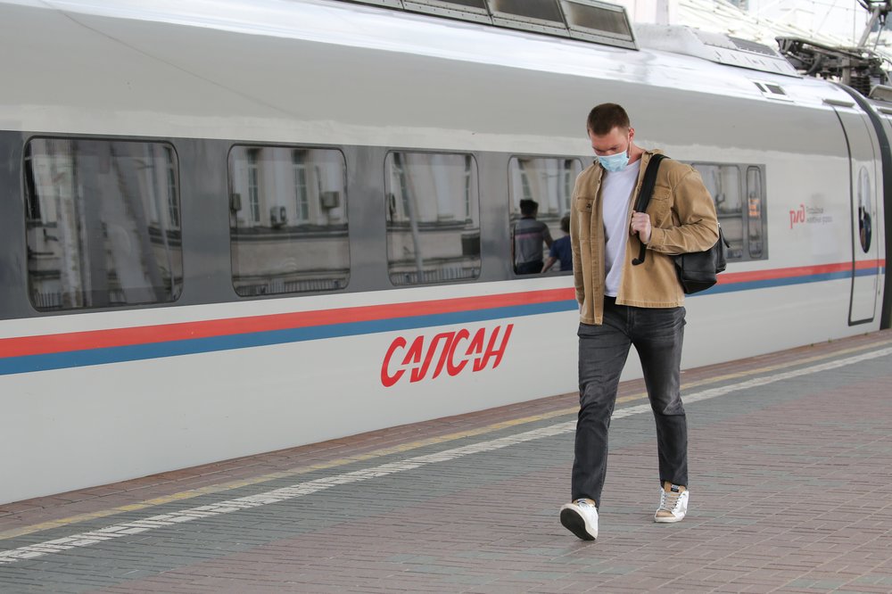 Два поезда «Сапсан» из Санкт-Петербурга прибудут в Москву с задержкой