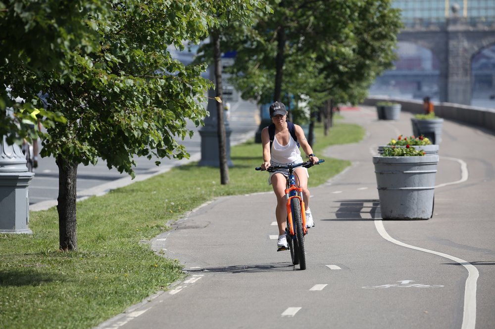 Использование велосипеда в городе назвали самым опасным способом сжечь жир