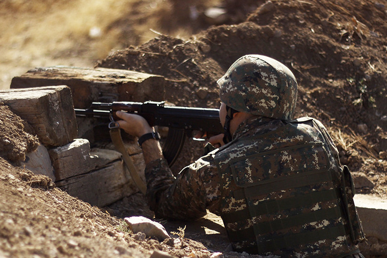 Министерство обороны Армении сообщило об атаке Азербайджана на боевой пост