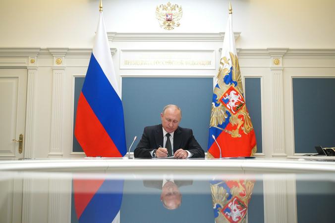 Владимир Путин обратился со словами благодарности к гражданам России / kremlin.ru / Администрация президента России