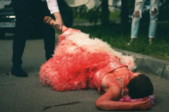 В Казани прошла «кровавая свадьба», устроенная феминистками из движения «ФемКызлар» / youtube.com / «ФемКызлар» Казань