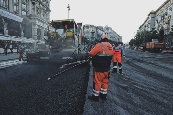 Дептранс назвал сроки открытия Тверской улицы для водителей