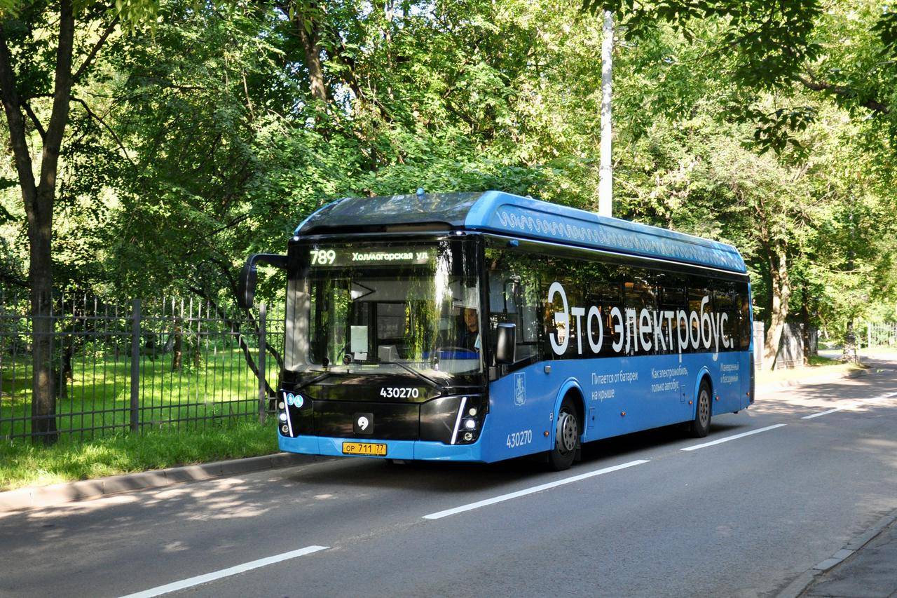 Электробусы начали курсировать еще на одном маршруте в Москве