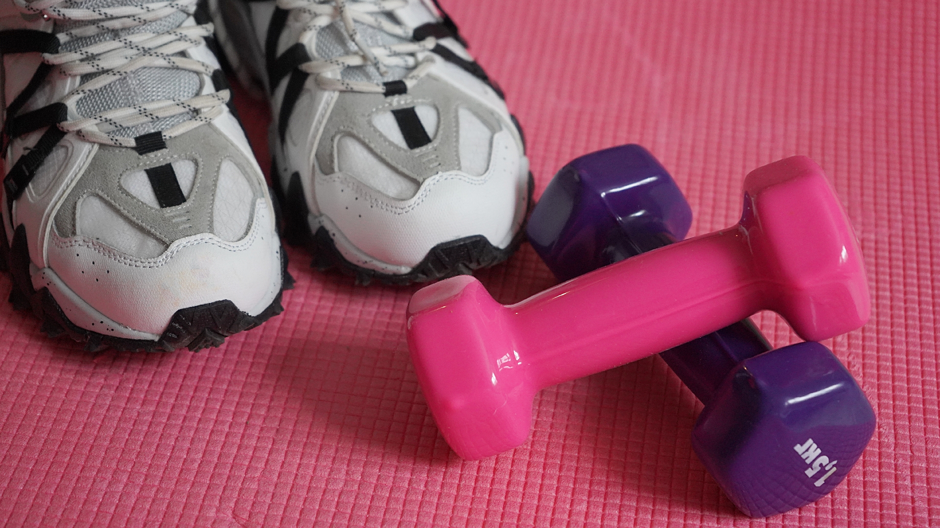 Москвичей пригласили на занятия по атлетической гимнастике и пауэрлифтингу в СК «Орехово-Борисово». Фото: Анна Быкова, «Вечерняя Москва»