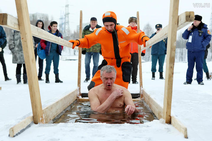 Более 500 туалетов оборудовано в Москве вблизи мест крещенских купаний