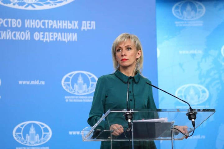 Захарова пошутила над возвращением Саакашвили украинского гражданства