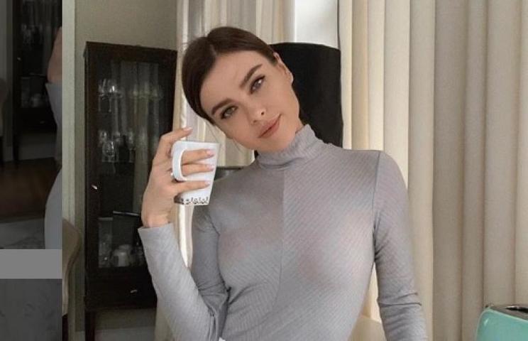 Елена Темникова сделала послабления в диете во время отдыха
