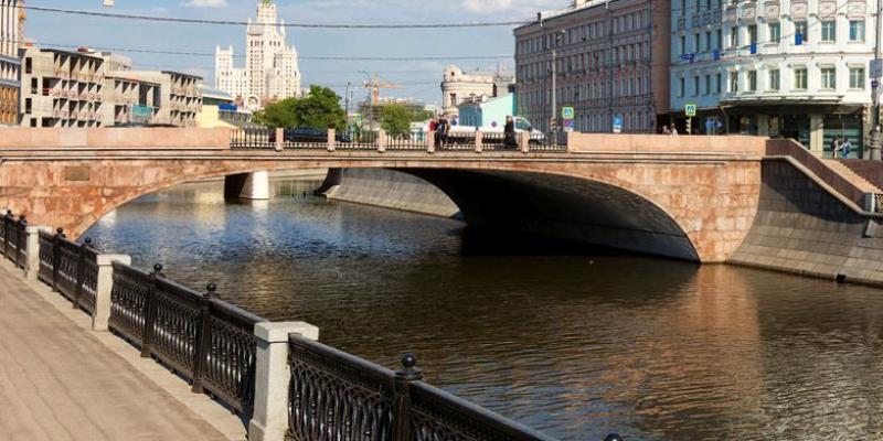 Малый Москворецкий мост ждет капитальный ремонт