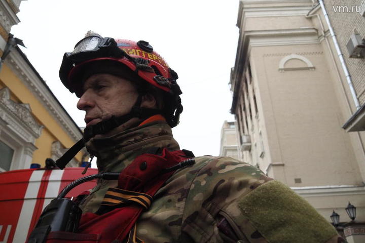 Четыре человека спасены во время пожара в центре Москвы
