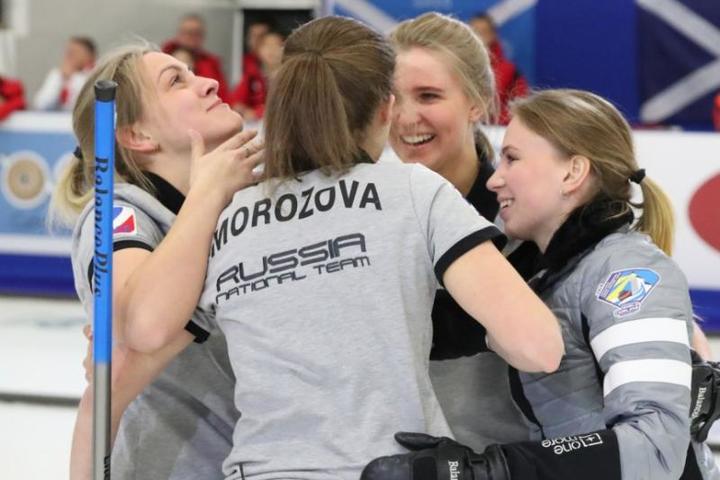 Московская студентка стала чемпионкой мира по керлингу среди юниоров