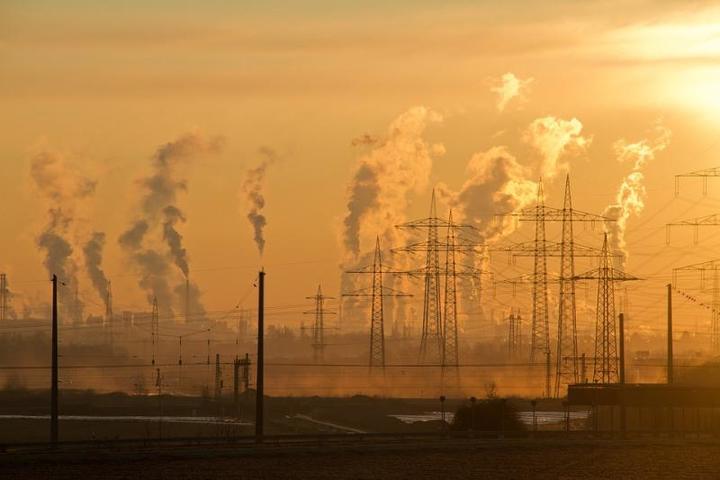 Названы российские регионы с самым загрязненным воздухом