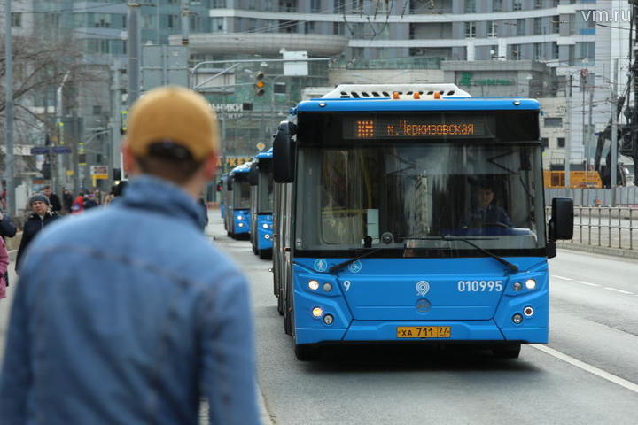 Компенсационные автобусы ходят без затруднений около закрытых станций метро