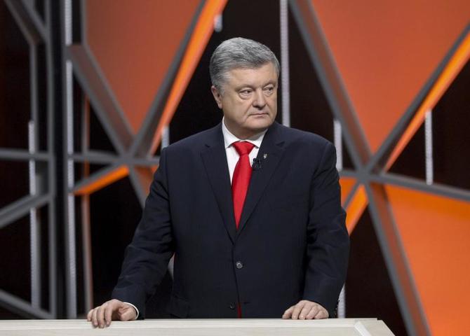 Порошенко победил Зеленского в зарубежном избирательном округе