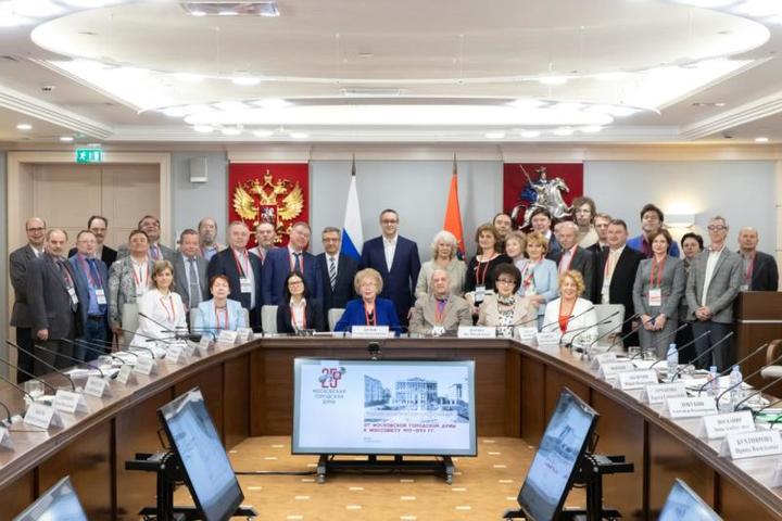 Истории столичной думы посвятили сборники докладов