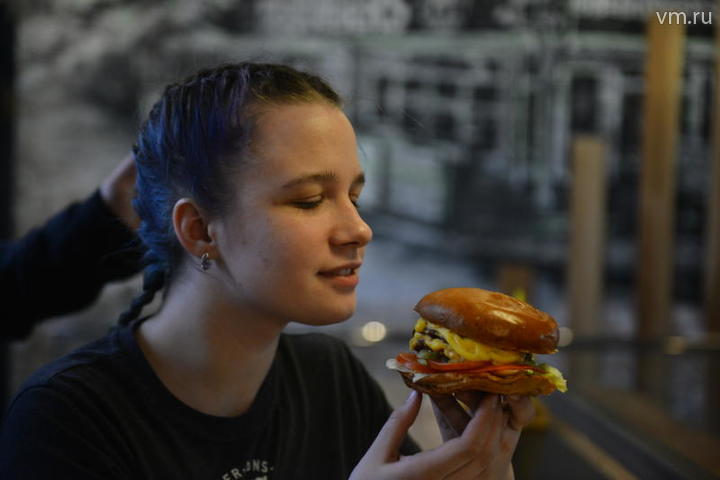 Международный день гамбургера порадует гурманов