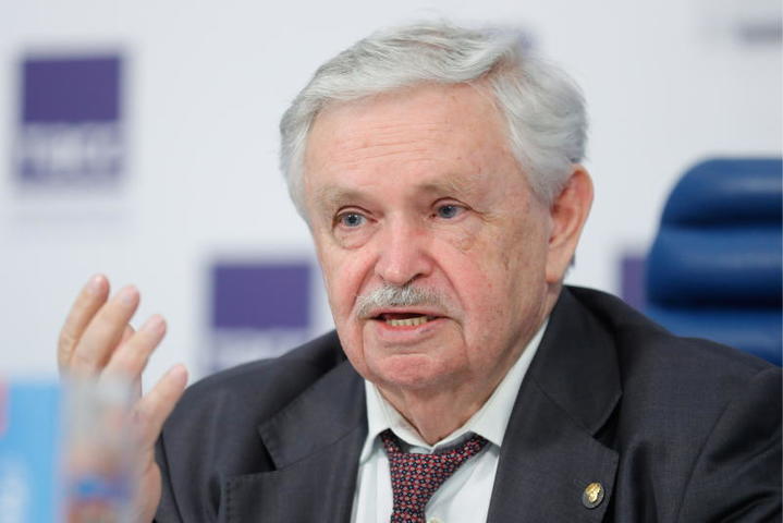 Глава Российского детского фонда Альберт Лиханов: Детям важен позитивный шок