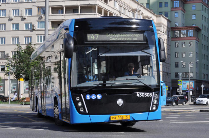 Более 500 новых автобусов появились в Москве с начала 2019 года