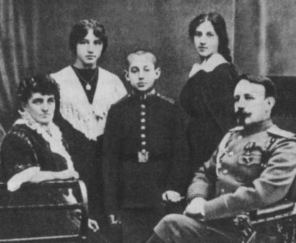 Семья Веры Кербиц / Wikipedia/Общественное достояние