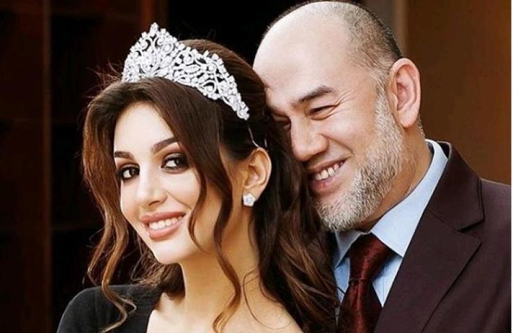 «Мисс Москва» намерена доказать свою верность экс-королю Малайзии в суде