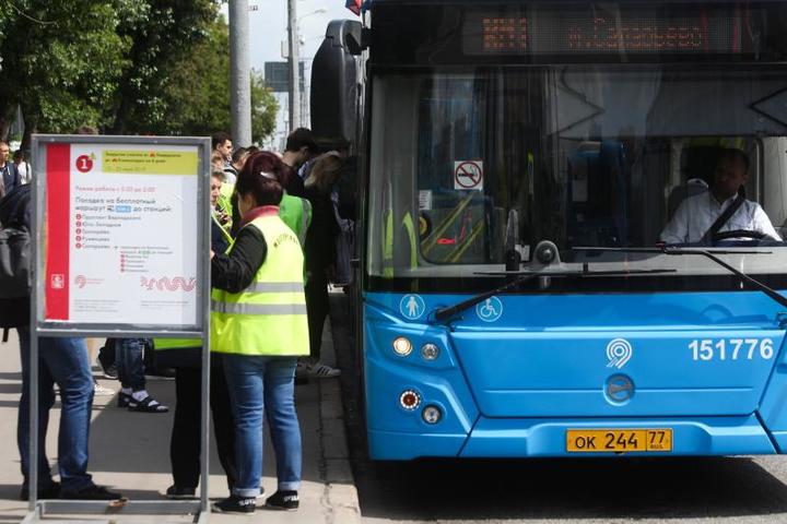 Компенсационные автобусы перевезут пассажиров Сокольнической линии