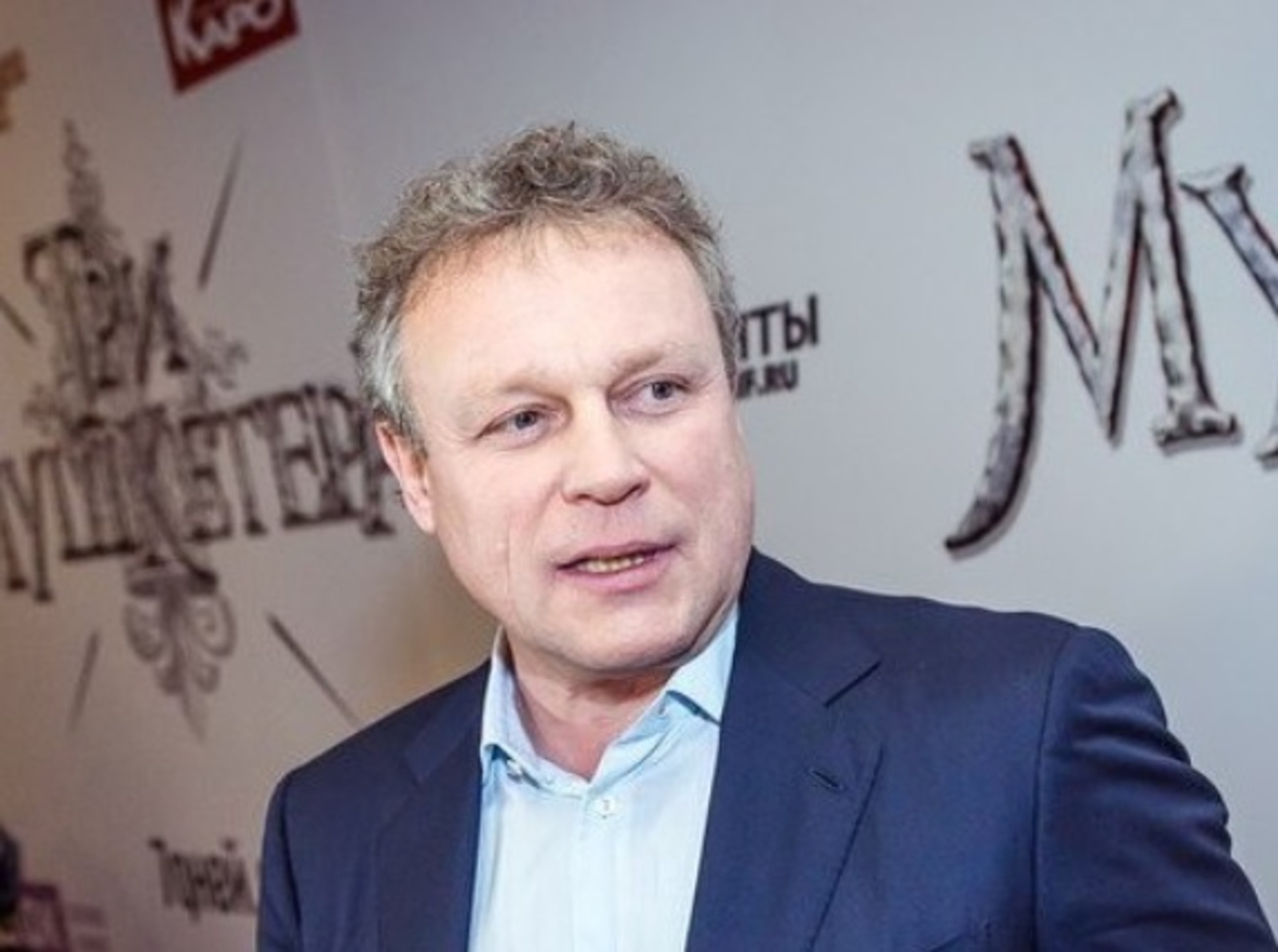 Сергей Жигунов продал загородный дом после расставания с Анастасией Заворотнюк