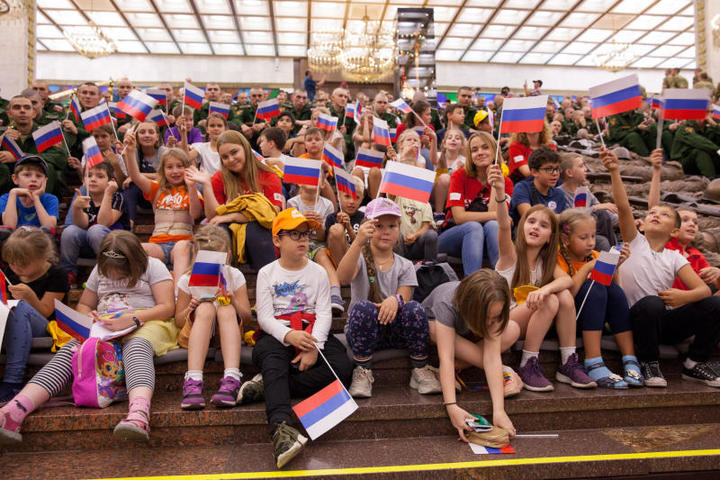 День Государственного флага отпраздновали с детьми в Музее Победы